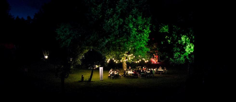 LePoint's tweet photo. Le théâtre à la ferme https://t.co/EaK8yRPJZY https://t.co/GDn05otmx3
