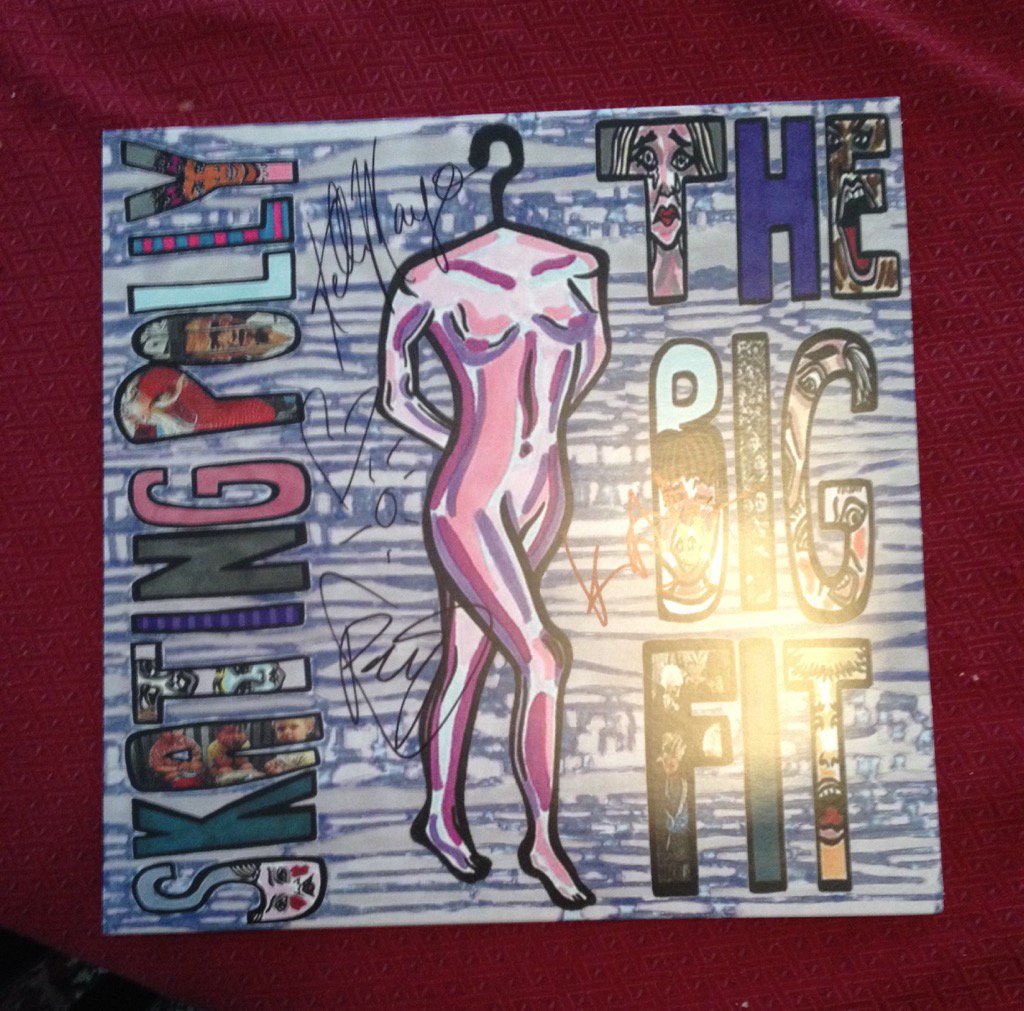 Kmeising's tweet photo. Thanks for coming to Milwaukee. U guys were great and thanks for signing the record @SkatingPolly https://t.co/YNTGsWmTPx