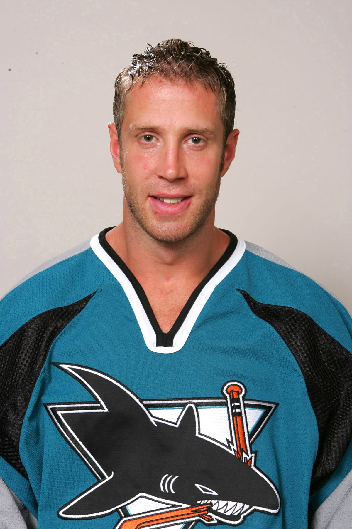 Joe Thornton Sharks jersey