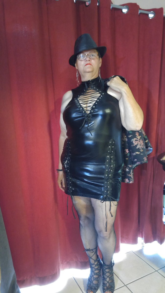 AskLadyJoan's tweet photo. Ready or not here I come... https://t.co/QctdpOHDtd