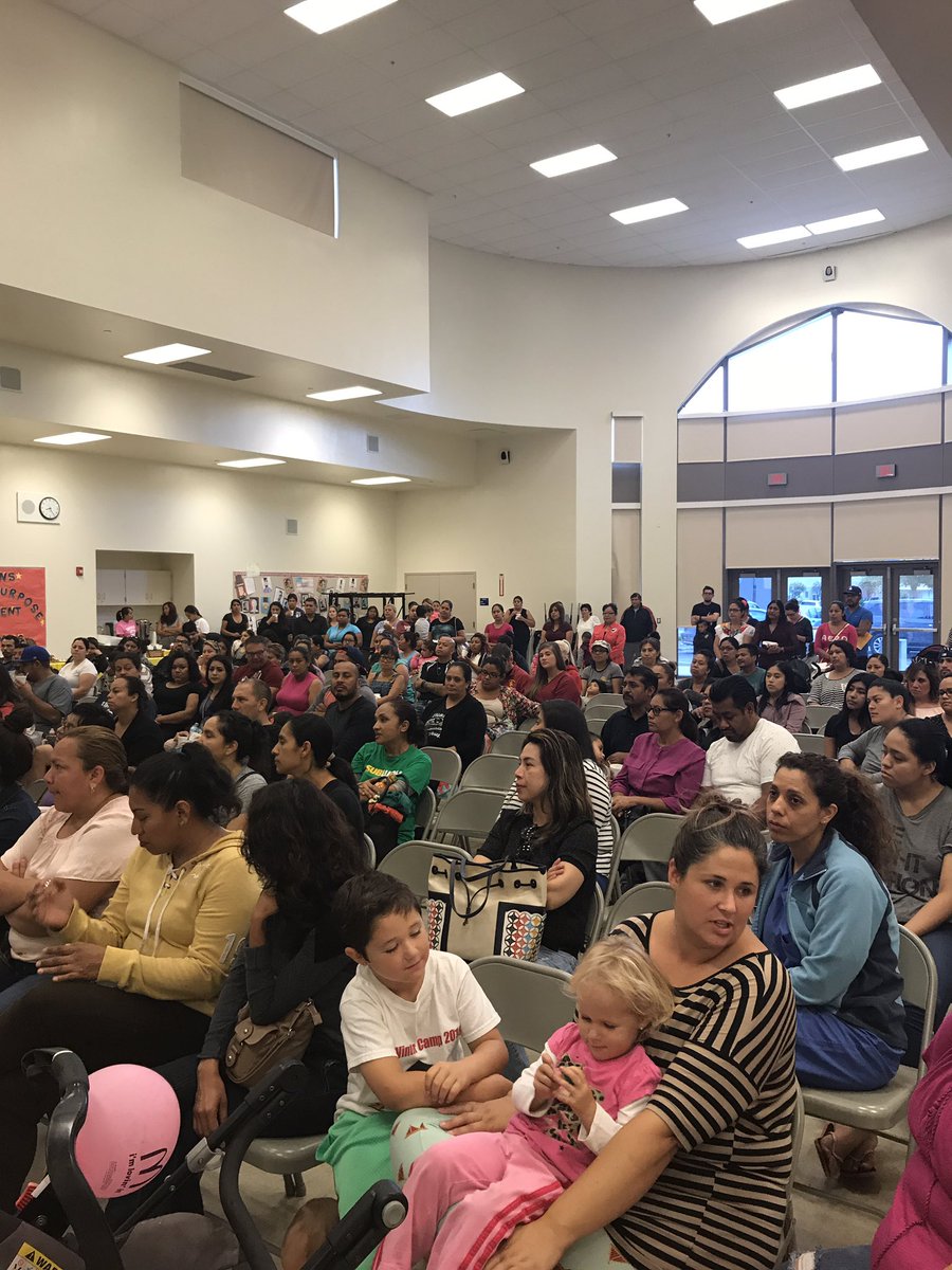 tledesma00's tweet photo. Fabulous Friday allowed us to spend the morning with over 300 parents. Lincoln Lions are excited about parent engagement. https://t.co/4FW5EovB5g