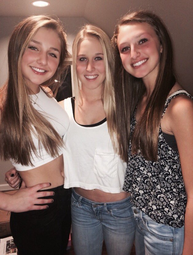 ocrane18's tweet image. Happy birthday Emma 💞 Ilysm &amp;amp; I hope this day treats you well, oh sorry about the throw backs 😂😘🤤 @emmaken18