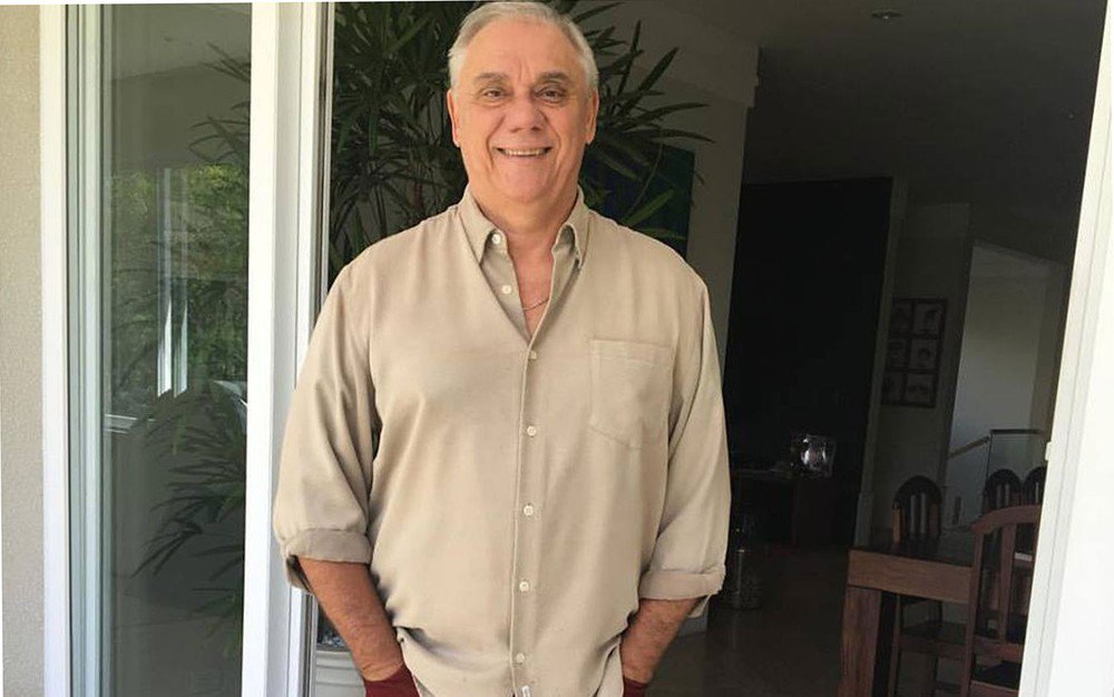 Morre aos 65 anos o jornalista Marcelo Rezende glo.bo/2h8LEvG  #G1