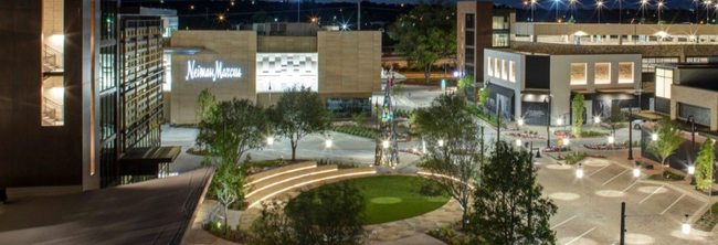 FNW_US's tweet image. Simon opens The Shops At Clearfork shopping center in Fort Worth, Texas us.fashionnetwork.com/news/Simon-ope…