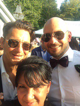 KikiP66's tweet photo. #jenandjames2017 https://t.co/eG99echo99