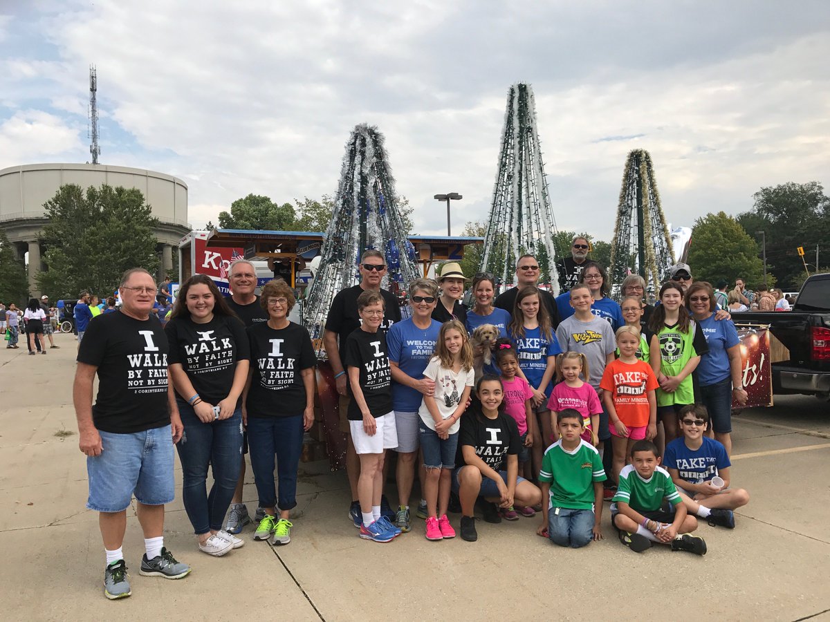 FirstChurchDSM's tweet photo. Great time had by all at our 2017 Beaverdale Parade. Great time and enjoyed walking with such incredible First Church people. #LoveGod https://t.co/MpJ8lzpMjA