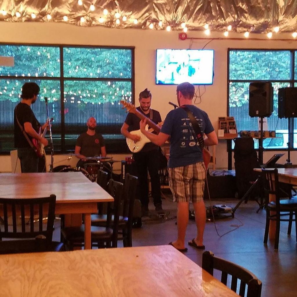About to go on @badwolfbrewinginc Come join us for #livemusic with #nocover until 9pm ift.tt/2y6w4Yq