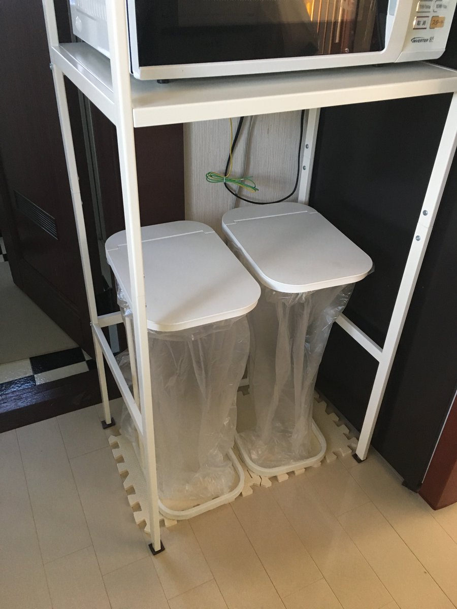 murasetosou's tweet photo. お気に入りの一品？（笑）
これいいですよ～、枠だけのごみペールもどき。
ポリ袋をセットするだけなので清潔に使えます！！。 https://t.co/qZNoRT3kmE