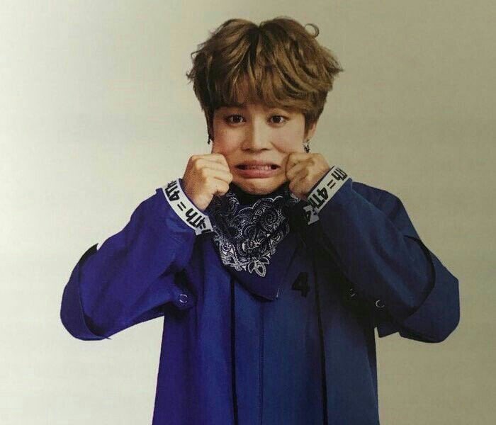 low quality jimin 💐 (@lowqualityjimin) on Twitter photo 