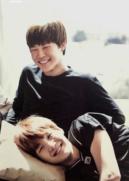 low quality jimin 💐 (@lowqualityjimin) on Twitter photo 