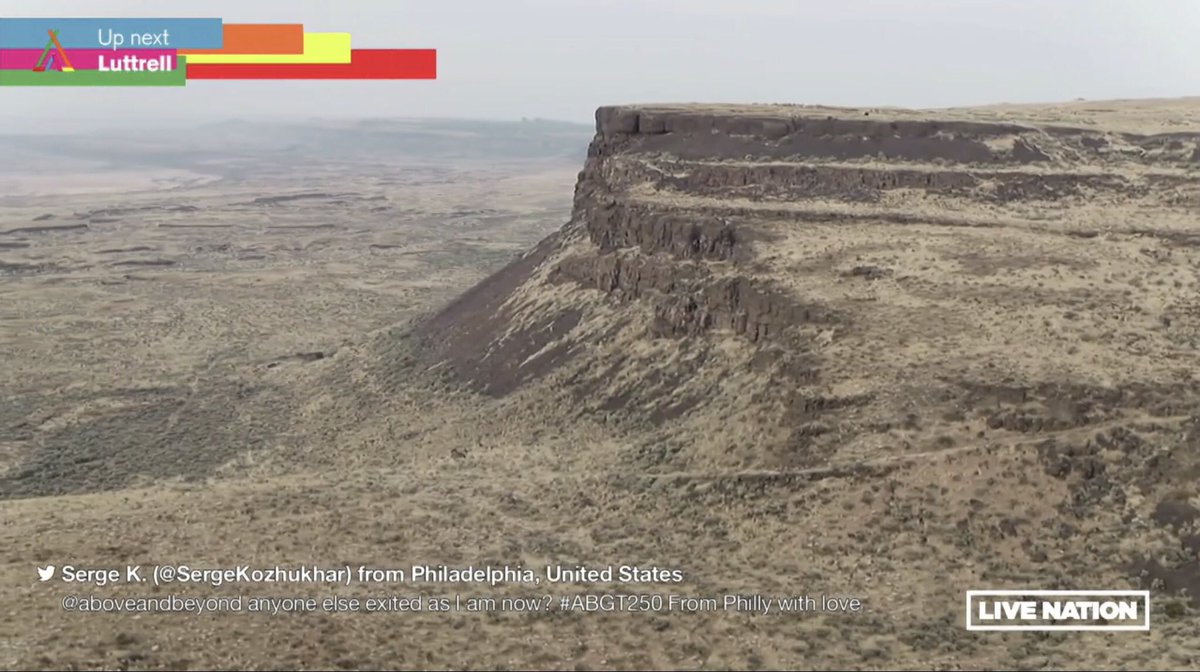 sergekozhukhar's tweet image. @aboveandbeyond got my message live ))) #ABGT250