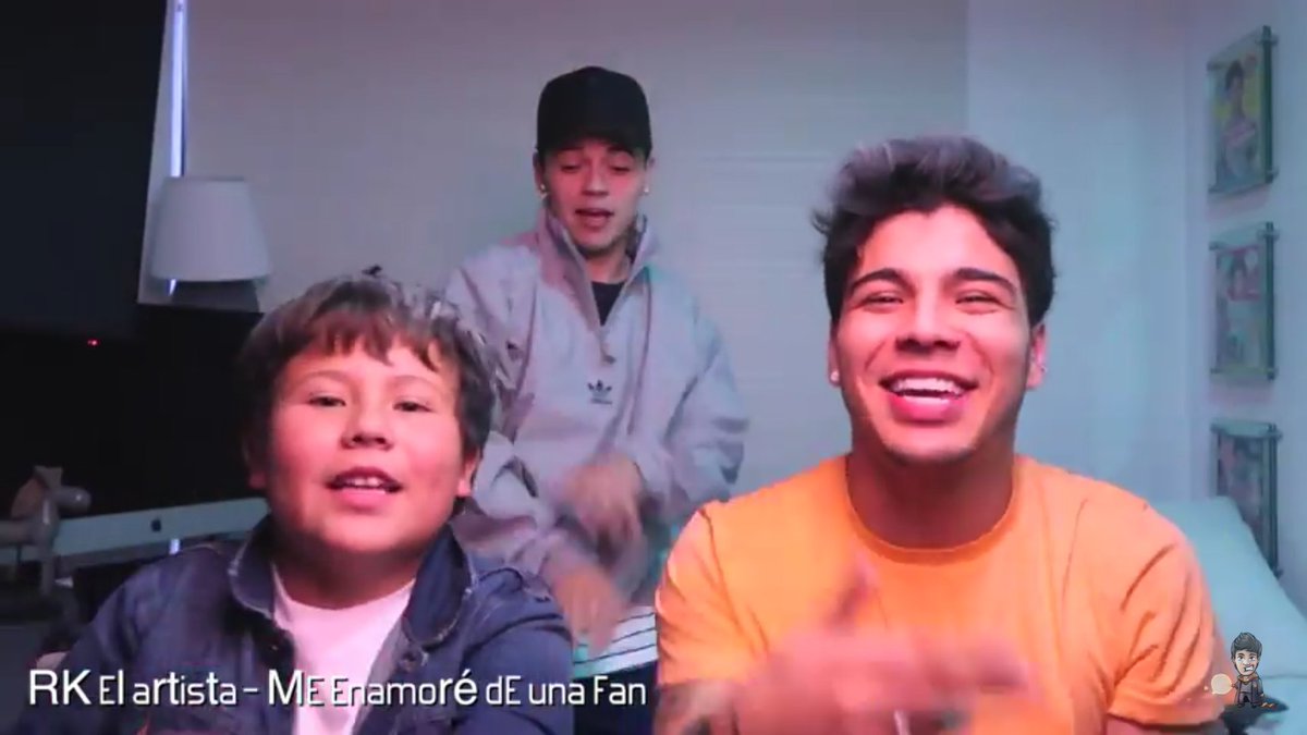hillaryvalenzu1's tweet photo. NUEVOOO VIDEO DE @villalobossebas junto a @RKARTISTA y @VillalobosJuaan Me encanta que hayas vuelto #SVISBACK
https://t.co/dkrNf9QYE8 https://t.co/ROnLTDsED5