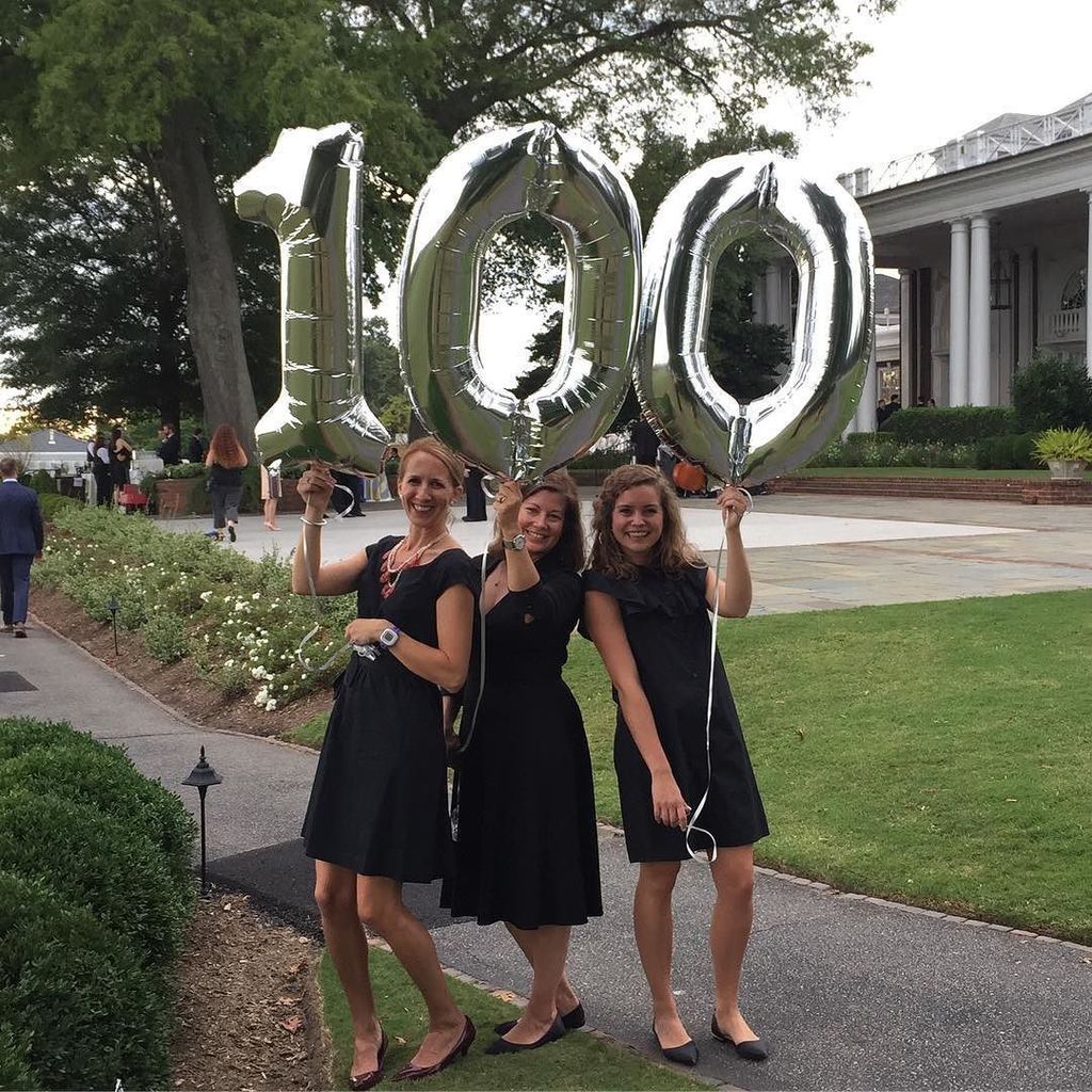 O N E  H U N D R E D!!! Today's beautiful wedding marks a Shindig milestone, as we celebrate the one hundredth cou… ift.tt/2yfyx3P