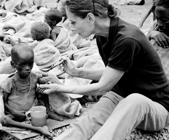 Audrey Hepburn is my idol https://t.co/vHZgy6DhBO