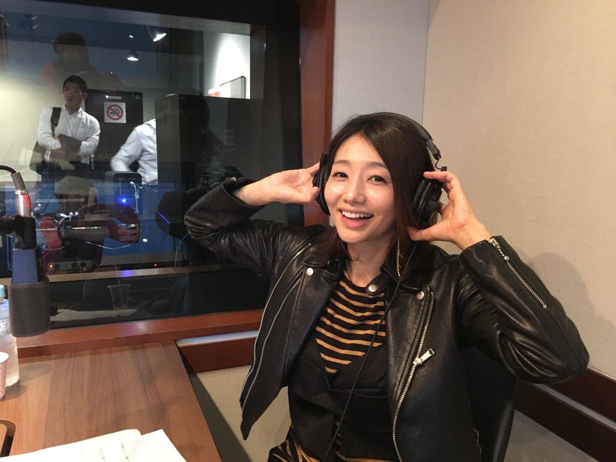 Kose Healing Blue 眞鍋かをりのオンエア後記 中島みゆきさんやユーミンが還暦超えにびっくりしました 彼女たちは 私が子どもの頃に聞いていた数々のヒット曲を代や30代の時に作っていたという事実 さらに 驚きです Kose Songsbest10 Tokyofm