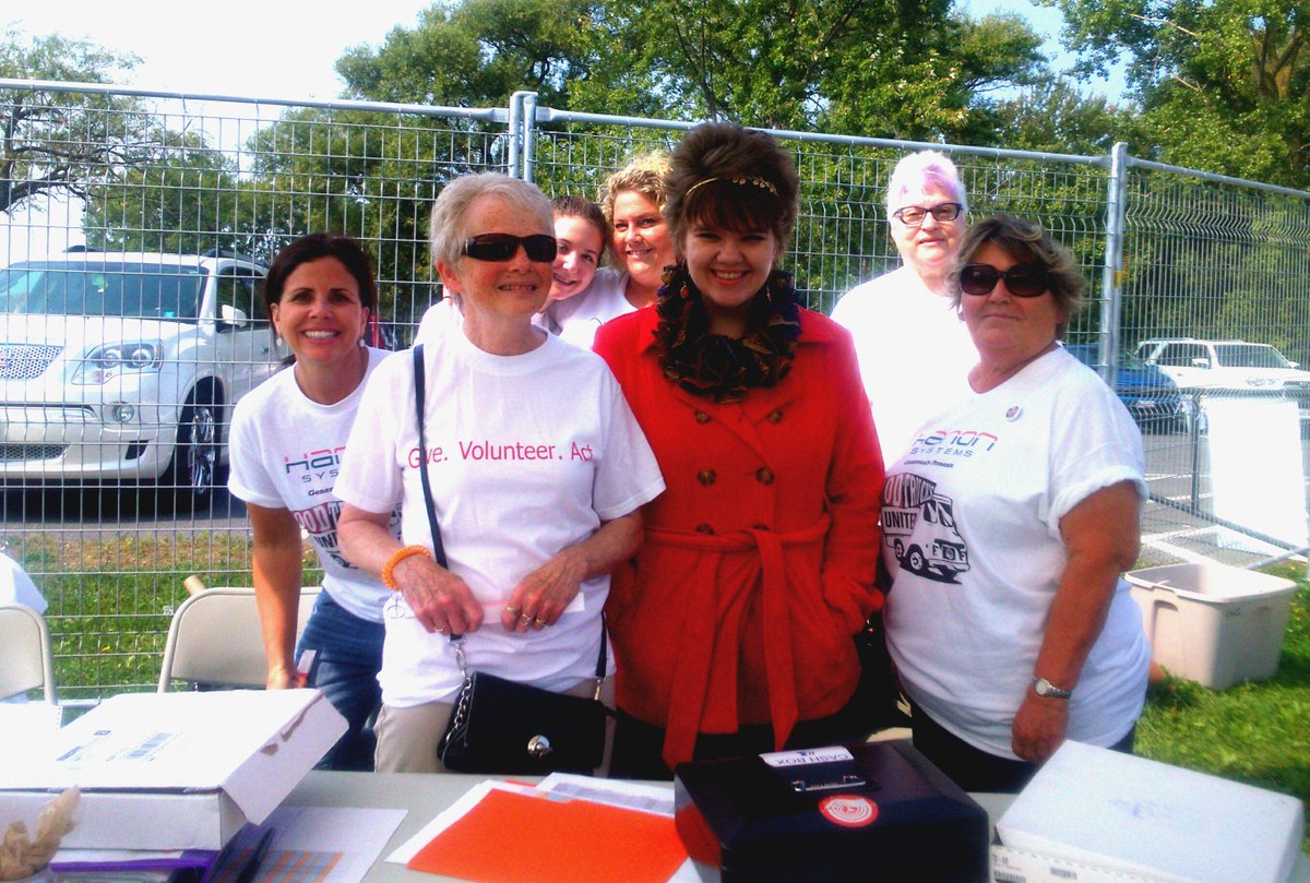 Oldies1009's tweet photo. An exciting day of events w/@quintewest #DOQW17, @TrentonDBIA #Marketfest, @unitedwayhpe #FoodTrucksUnited & @Startup_Quinte #SWBOQ! #MyFM https://t.co/hEDpysBh5G