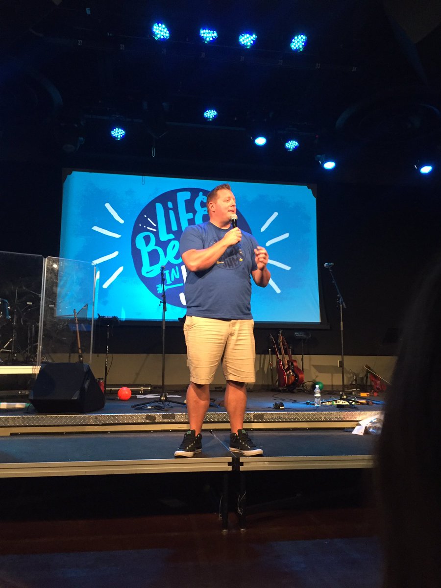 marinersjhm's tweet photo. Awesome night with @joshuagriffin !!!! He will be here all weekend with us. See you tomorrow JHM! #lifeisbetterinJHM https://t.co/PYUDeUwBsx