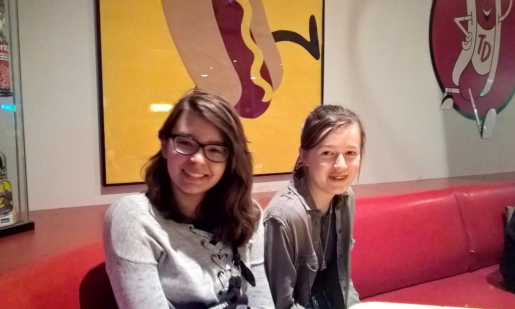 We returned to the best summer venue to feel your vibes <a href="/PalayeRoyale/">Palaye Royale</a> <a href="/SebastianDanzig/">Sebastian Danzig</a> #tubbydog