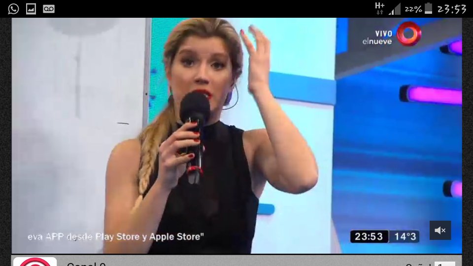 maribrune2014's tweet image. Hermosa La Conductora 👱💕🎤.
Me encantó el look de hoy ❤ Bella**
@laufer4 
#CombatePregunta