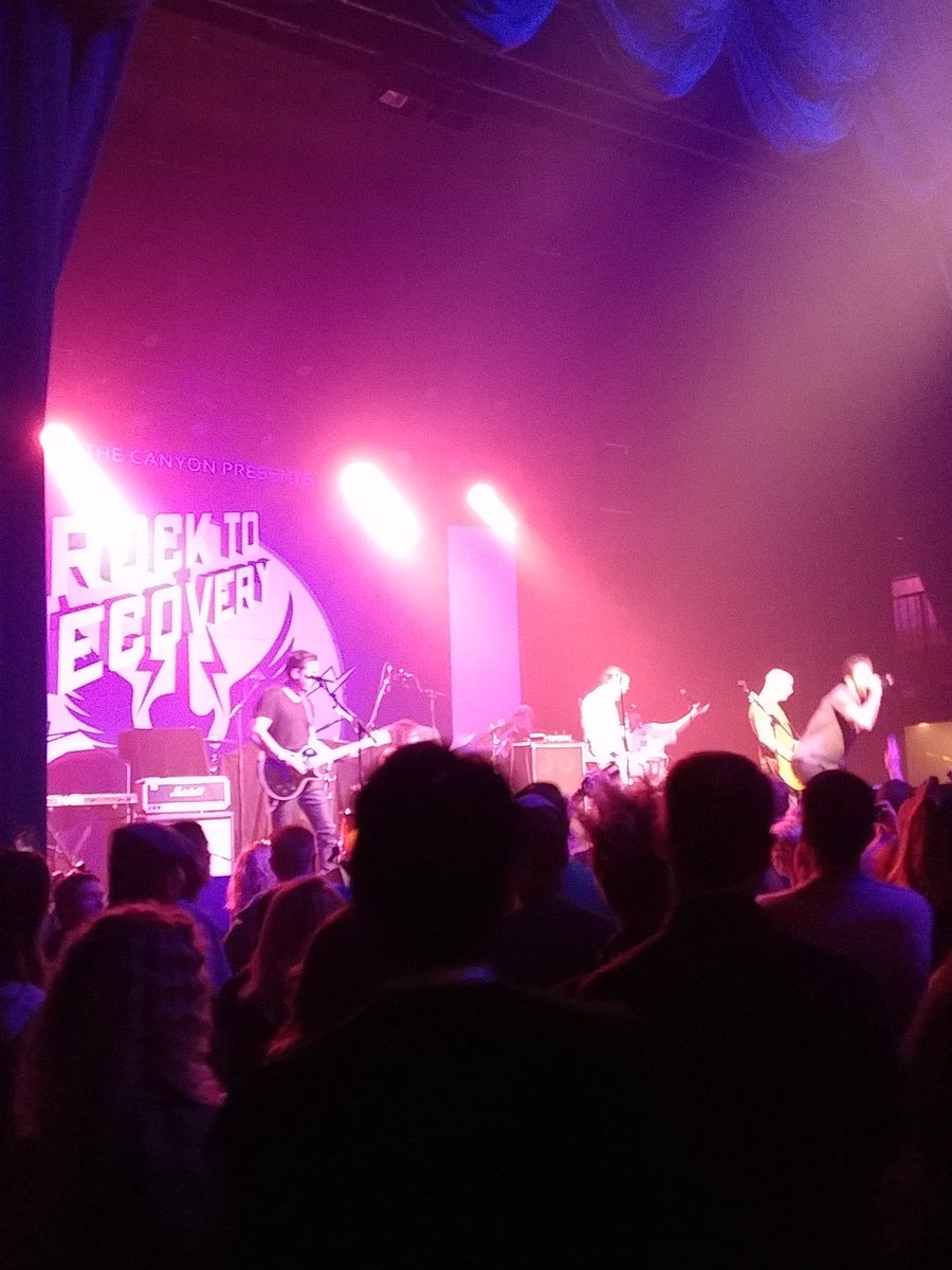 LeaneKahrs's tweet image. #RocktoRecovery2017