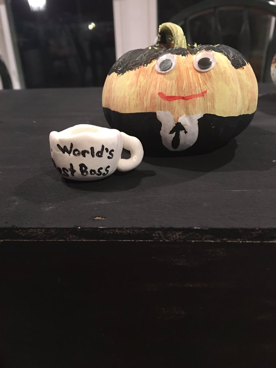 allie_lytle's tweet photo. @jennafischer @SteveCarell @AngelaKinsey @johnkrasinski @julesyerovi14 @rainnwilson  https://t.co/8JqKOWzbYQ