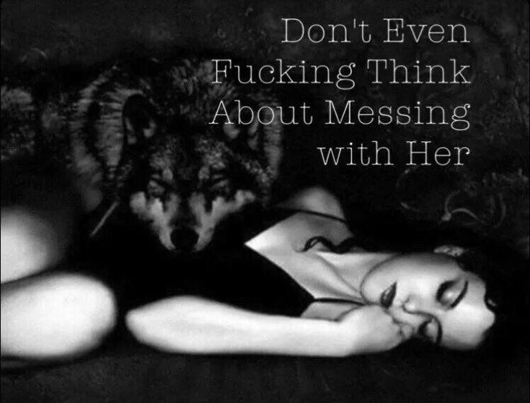 سعودية محجبة😢🎤 (@moody11132429) on Twitter photo 