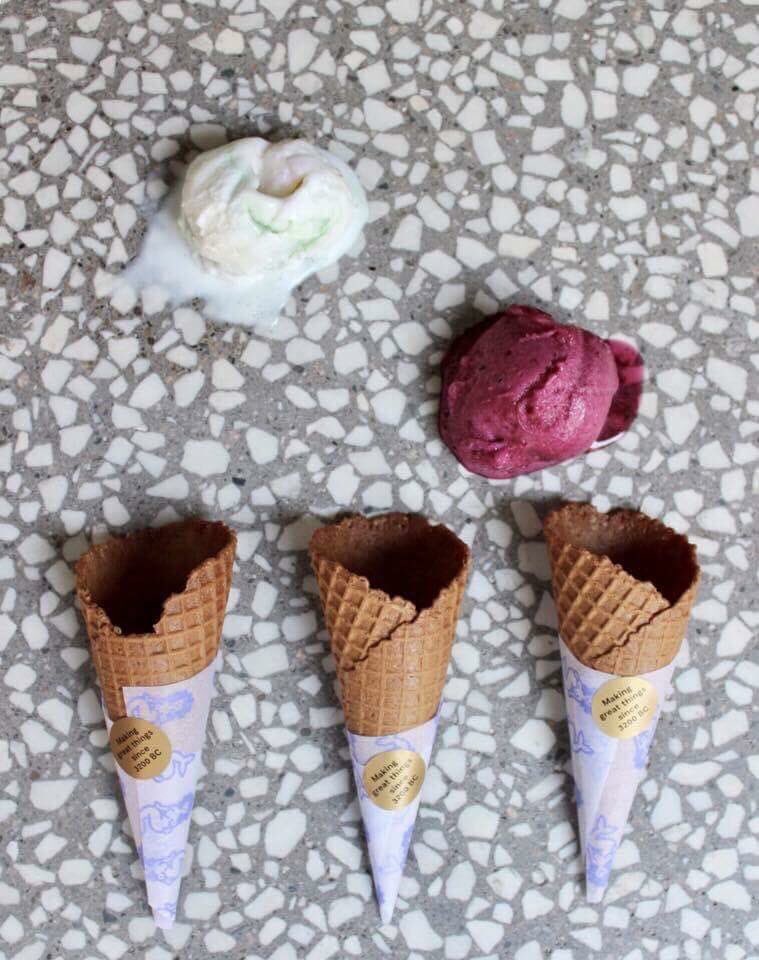 hellofrom_gr's tweet image. Summer is still here!

#hellofrom #summer #Thessaloniki #hellofromThessaloniki #experiencestore #giftshop #gift #unique #memories #love