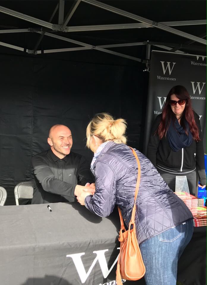mikepmacs's tweet photo. Photo of the wife yesterday with Simon Rimmer he's a top bloke @simonrim the food fair was fab too https://t.co/vImuEpQ1qZ