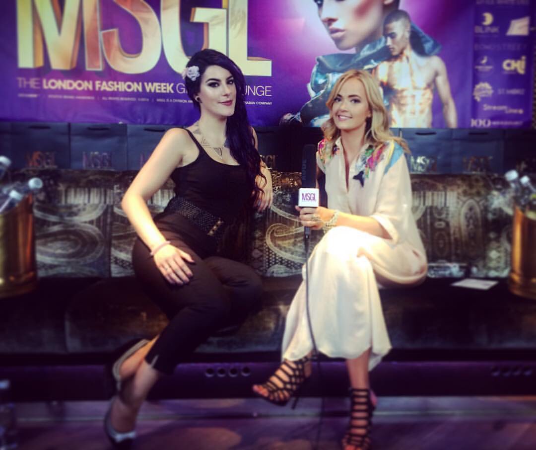 JaszVegas's tweet photo. #throwback ✨ Having a wonderful time being interviewed by @Charlifisher at the @MediaSKINNED #MSGL #londonfashionweek gifting lounge! ✨ #LFW https://t.co/uxqtv2vFQu