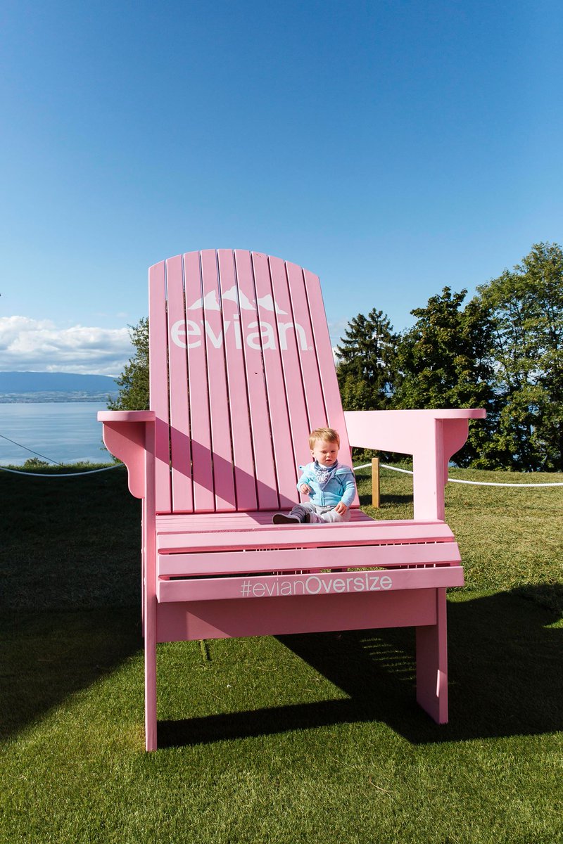 evianwater's tweet photo. #evianchamp day 4: meet Gaspard, the new member of our #Liveyoung team! 👌#evian #Swingyoung https://t.co/hoa8NOWbzj