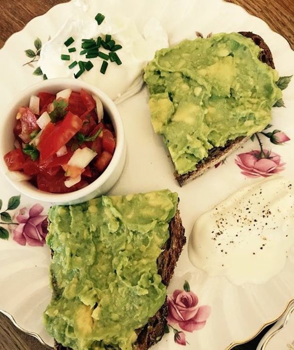 Your little local tea shop opening at 10am this morning! Pop in and see us #Enfield #Palmersgreen #breakfast