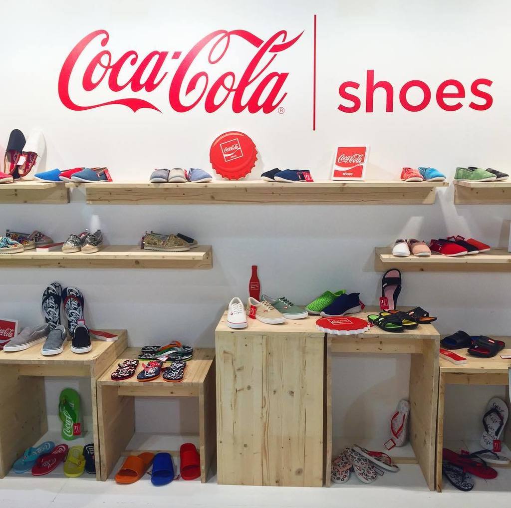 CocaColaShoesIt's tweet photo. Hall 6, stand B33  Vi aspettiamo 👟👣😉 #themicam #milano #preview #ss18collection #cocacolashoesit #cokestyle #newsh… https://t.co/iqzIwWqKsD https://t.co/SAskFjPP9R