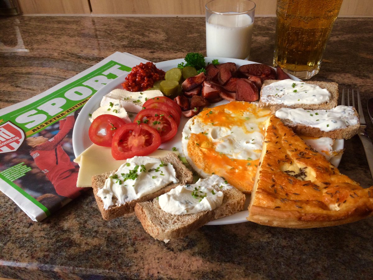 drazen41's tweet photo. Paaaaa mein Frรผhstรผck #sonntag #wochenende #noViagraNeeded #relax #frรผhstรผck #keinRestalkohol https://t.co/Wr2A8kzs8G