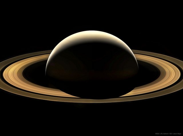 idariane's tweet photo. [article] @CassiniSaturn c'est fini ! https://t.co/EAThMrNNhM  #MerciCassini https://t.co/uCzA7sBPGz