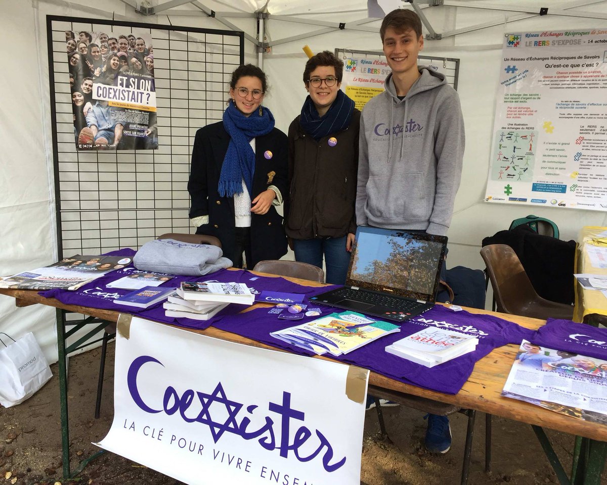CoexisterNancy's tweet photo. Nous sommes à la Fête des associations de @VilledeNancy ! Passez nous voir à la Pépinière pour en savoir plus sur notre association 😊 https://t.co/1mmgDGy16R