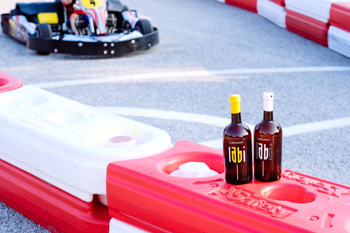 labibeer's tweet photo. The weekend is finally here! Enjoi it! 
#LABIforSPORT 
https://t.co/kTDscnPf6A #labibeer #dammiunalabi #givemealabi #madeinitaly  #craftbeer https://t.co/AR3KQN8Pnb