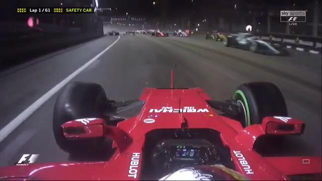 And Vettel is facing the wrong way!
SSF1: skysports.com/watch/sky-spor… 
Blog: skysports.com/f1/live-blog #SkyF1 #SingaporeGP
