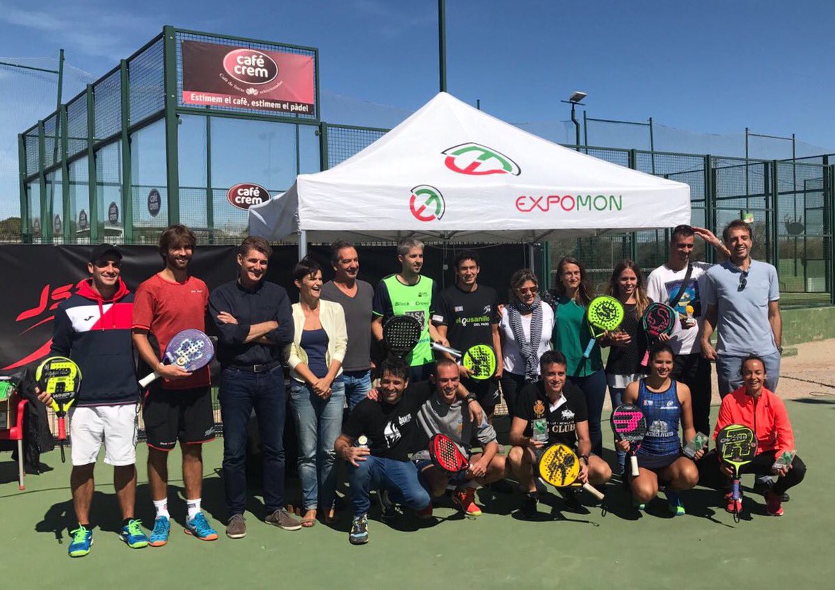 Campeones del G. Slam del <a href="/CTennisManresa/">The CLUB Padel-Tennis Manresa</a> junto a <a href="/EnricSanmarti/">Enric Sanmarti</a>