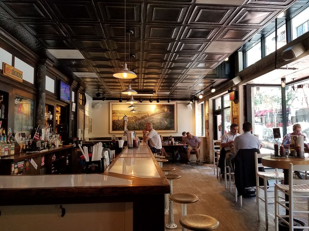 BreathingTravel's tweet photo. 3 Meals: Where to Eat in Washington DC https://t.co/DY3w88rm0r via @CasualTravelist #mydccool #bloggerstakethecity @washingtondc https://t.co/FbSLJXjoCV