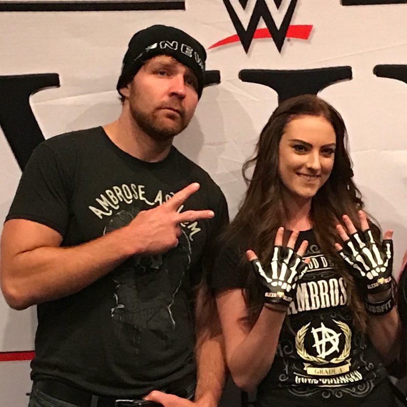 DibsOnTheTable's tweet photo. // OMG GUYS! I met Deano! https://t.co/gIvXvmNczv