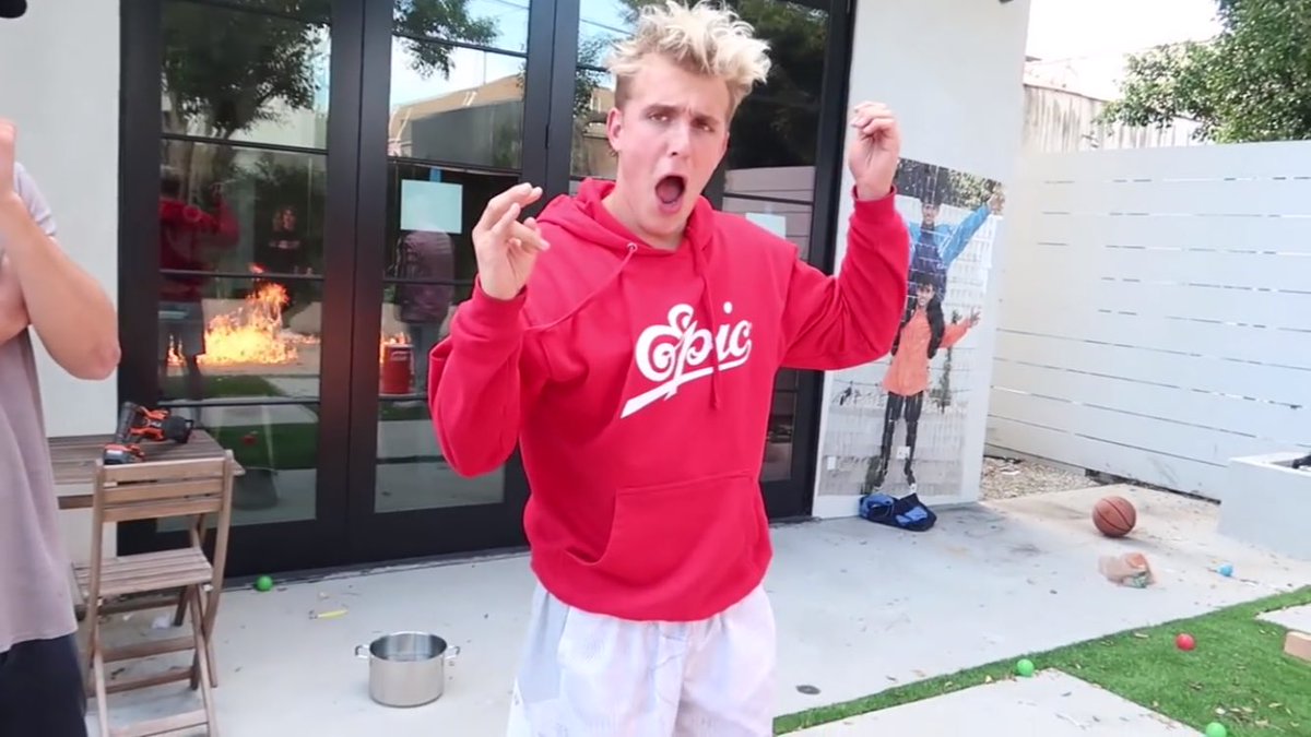 team10FanPage's tweet photo. 😂😂😂@jakepaul @ImChanceSuttons @imartinezp_ @imartinezp_ @ImTessaBrooks @imanthonytruj @Team10official #jakepauler #jakepaul #team10❤️💗 https://t.co/bBJVIcSrsa