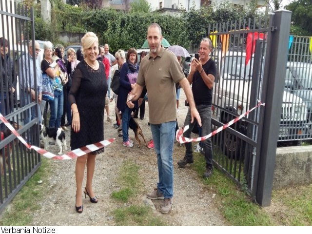 VerbaniaNotizie's tweet photo. Successo per #amicocane 2017- Elenco Premi https://t.co/AMnNEwd11U https://t.co/359YPuyWqb