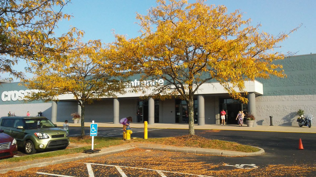 jpetersi92's tweet image. It's officially fall.  #HowtoThrive #crdschurch