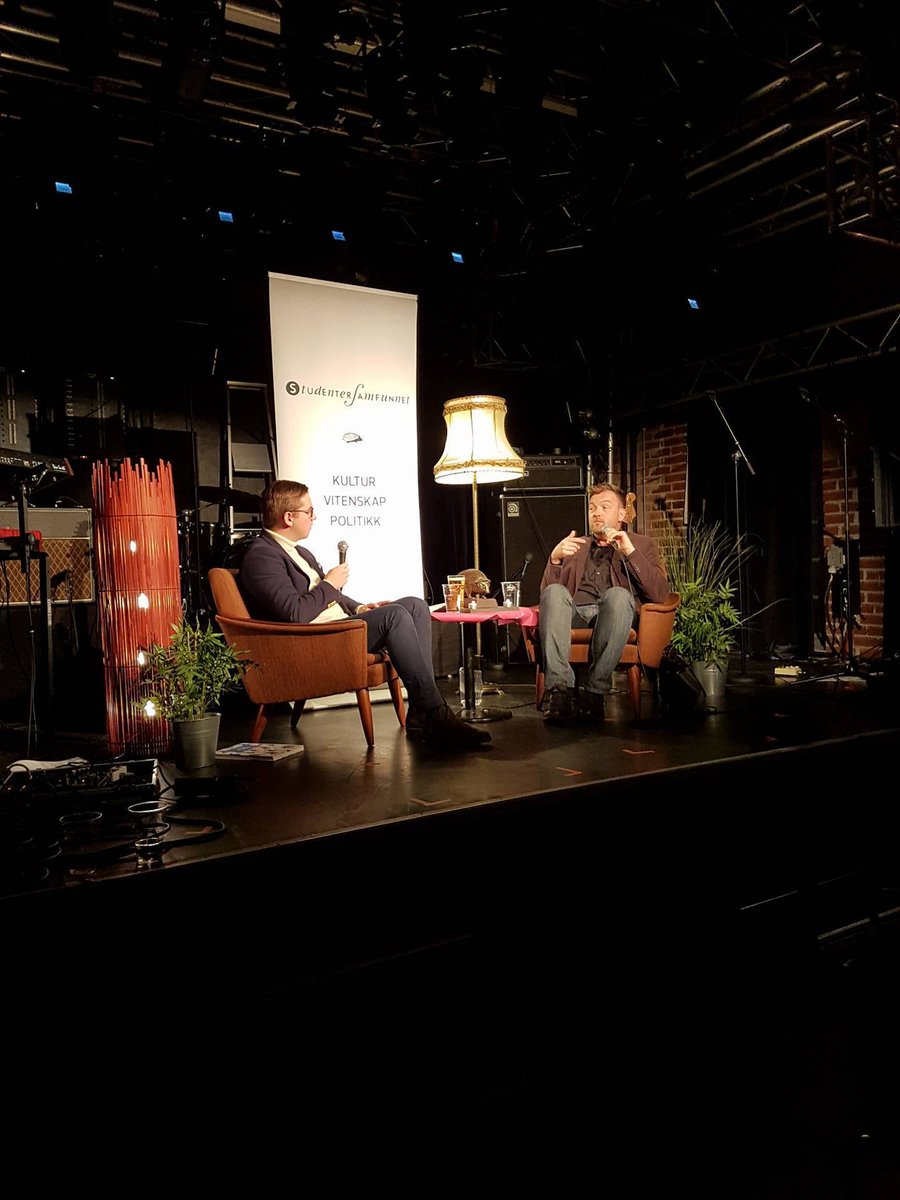 carlmagnuspalm's tweet photo. Last Night In Bergen. Being interviewed about ABBA by @JakopKjellstad at an event arranged by @Samfunnet i Bergen (Bergen Student Society). https://t.co/Tdtx84dkOP