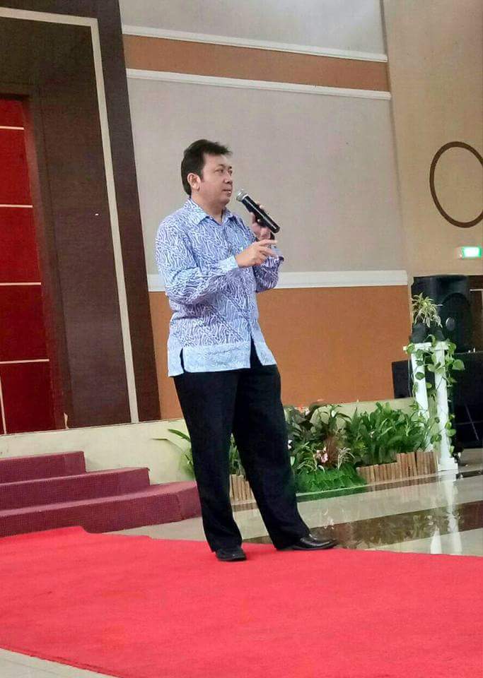 ekojalusantoso's tweet photo. Bekerja dengan bahagia itu melahirkan energi lebih besar, semangat, produktif dan lbh sukses #GoodEthos #EkoJaluSantoso #motivasi #EJS https://t.co/lyPRLUHPvI