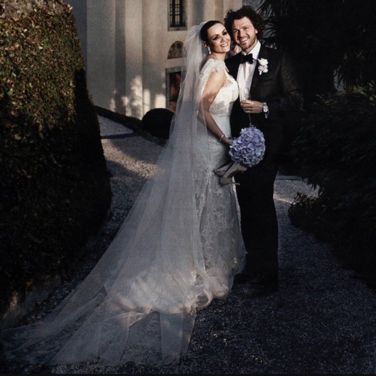 In the early 1990s, she had minor success as one third of the pop group milan, but it was her role as. Martine Mccutcheon Wedding - Martine Mccutcheon On Twitter Happy 5th Wedding Anniversary My Darling 10 Years Together And 5 Years Since The Most Magical Wedding Day Ever In Lake Como Https T Co Vhaphydfi9