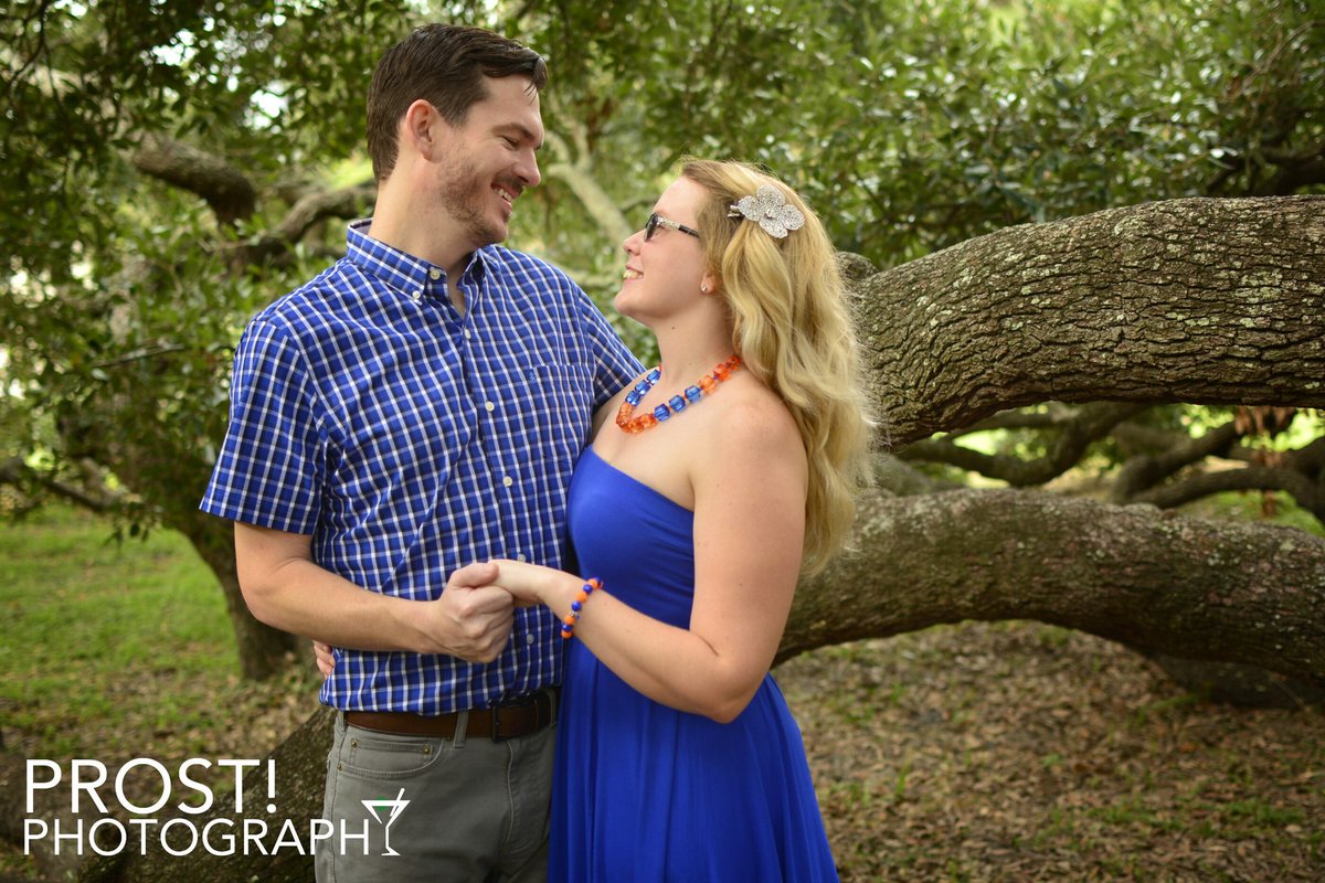 PROSTphoto's tweet photo. Gator love after a Gator win 💖🐊
#GoGators #uffootball #gainesville #photography #portrait #lovefl #booknow #hirelocal https://t.co/VClLVav5fp