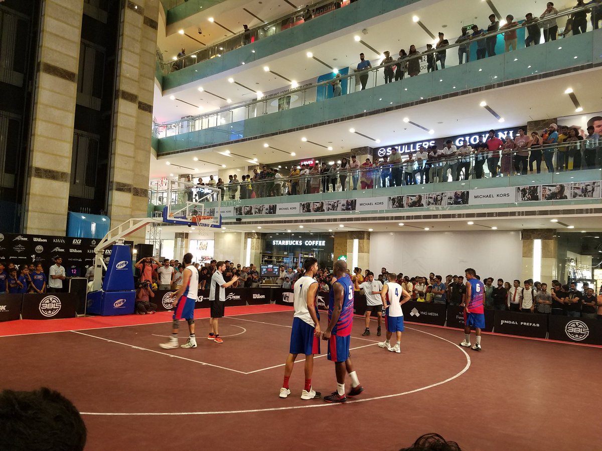 SportsPanther's tweet photo. 22 seconds left and 18 all is the score .. nail biting finish @3X3BL https://t.co/7swboZx2Au