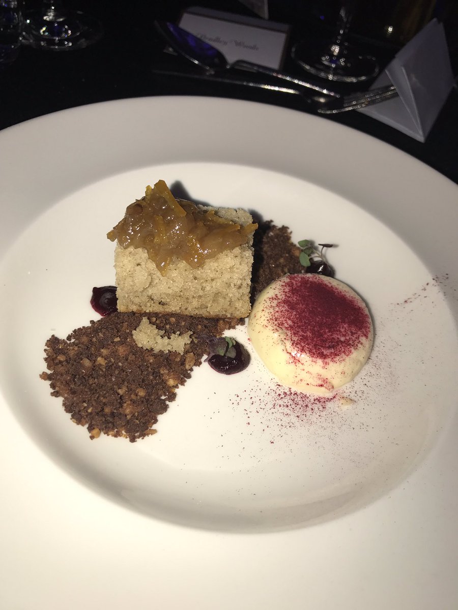 BradleyBWoods's tweet photo. Celebrating fabulous WA hospitality industry at the Youth Skills Showcase.Sensational 🥘 &amp; service.
#HGTShowcase https://t.co/bLzVmjUCmW
