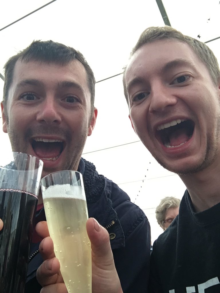 Jaxwanless's tweet photo. @thepickled0live @ChronicCellars Winner! #ChronicKing #BossWine #ChrinicCellar #7MoreHangOvers #PickledOlive #YesChef x https://t.co/k85R30TqPk